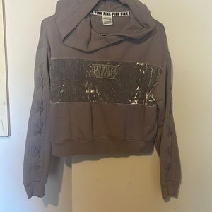 Pink hoodie. 165/84A